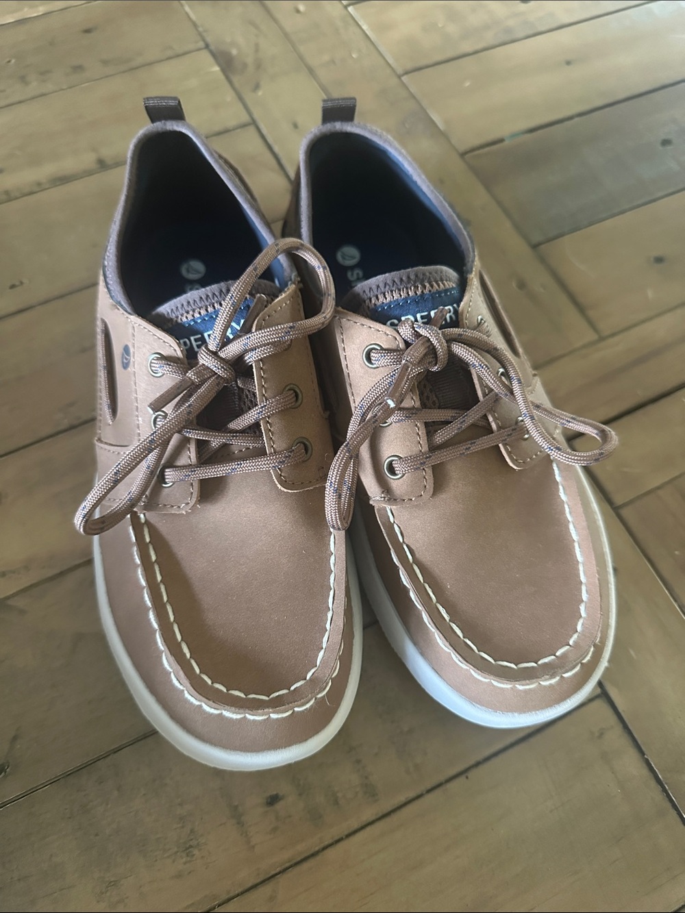 Sperry Boys Tan/Beige Classic Boat Shoes size 3M new